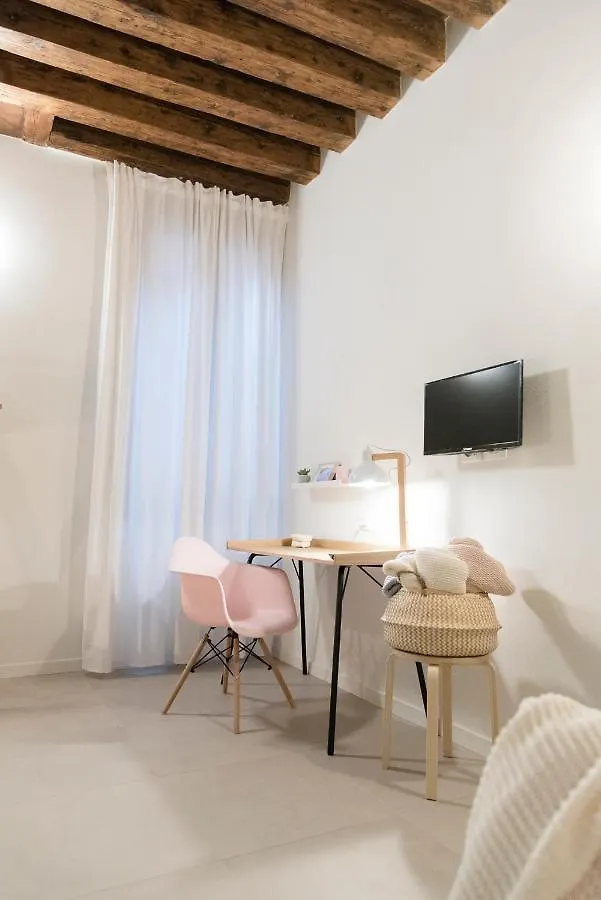 Mirandolina Venice Exclusive Apartment Italy